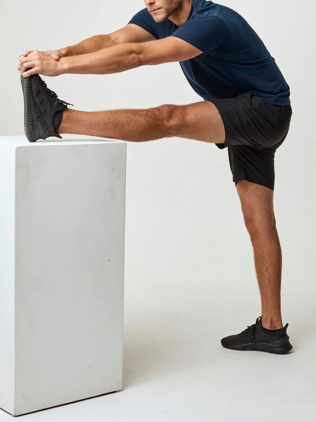 T-Shirt Plus Black Stretch Performance Shorts – 4-Way Stretch & Quick-Dry