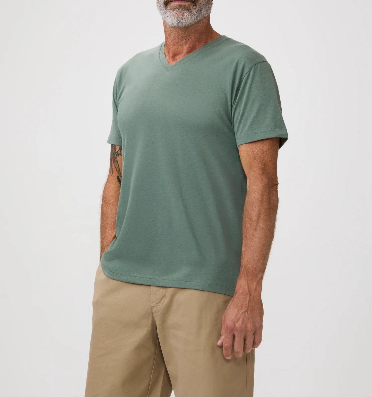 T-Shirt Plus Summer Essentials V-Neck 6-Pack – Soft Breathable Men's Tees