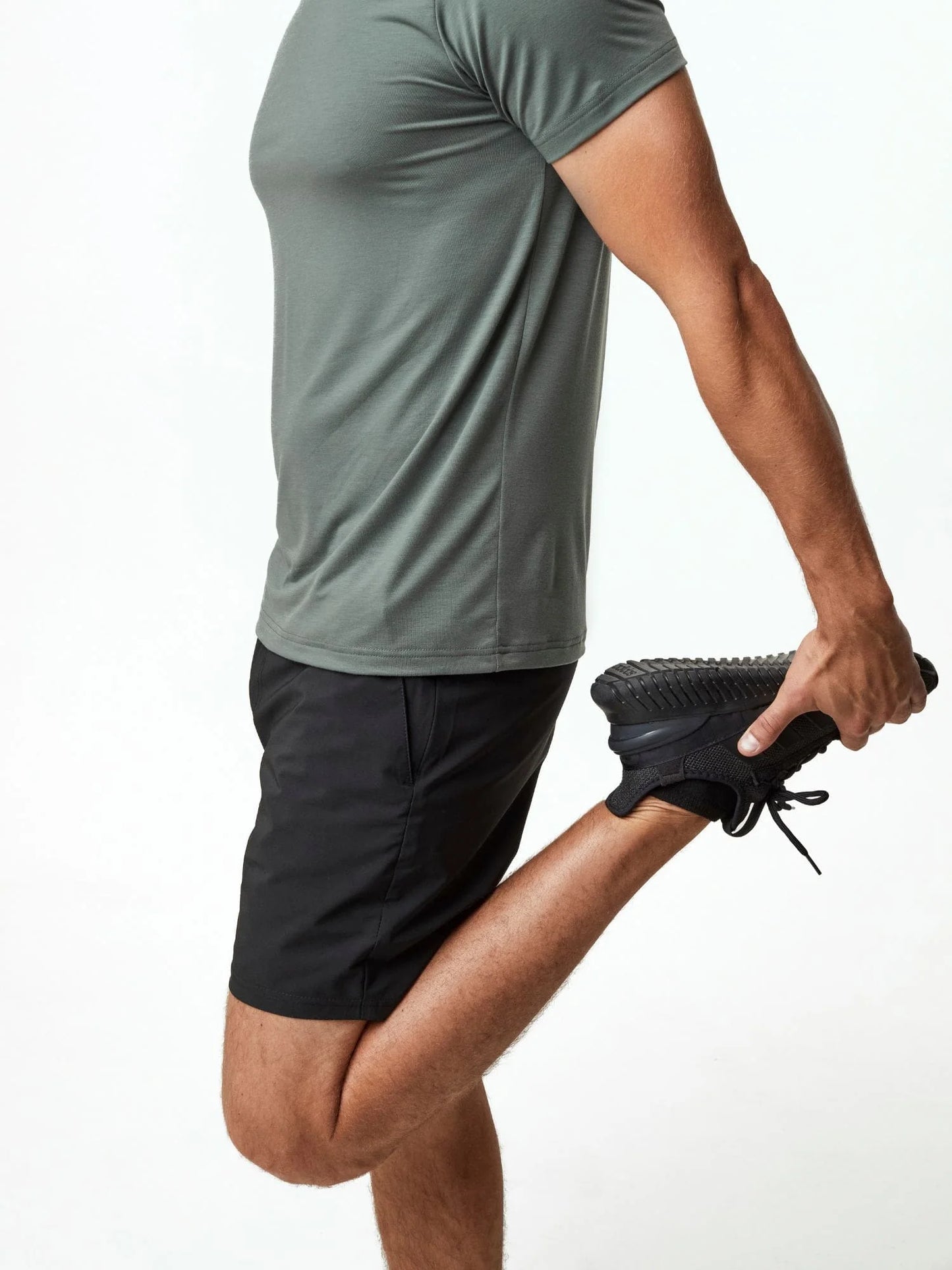 T-Shirt Plus Black Stretch Performance Shorts – 4-Way Stretch & Quick-Dry