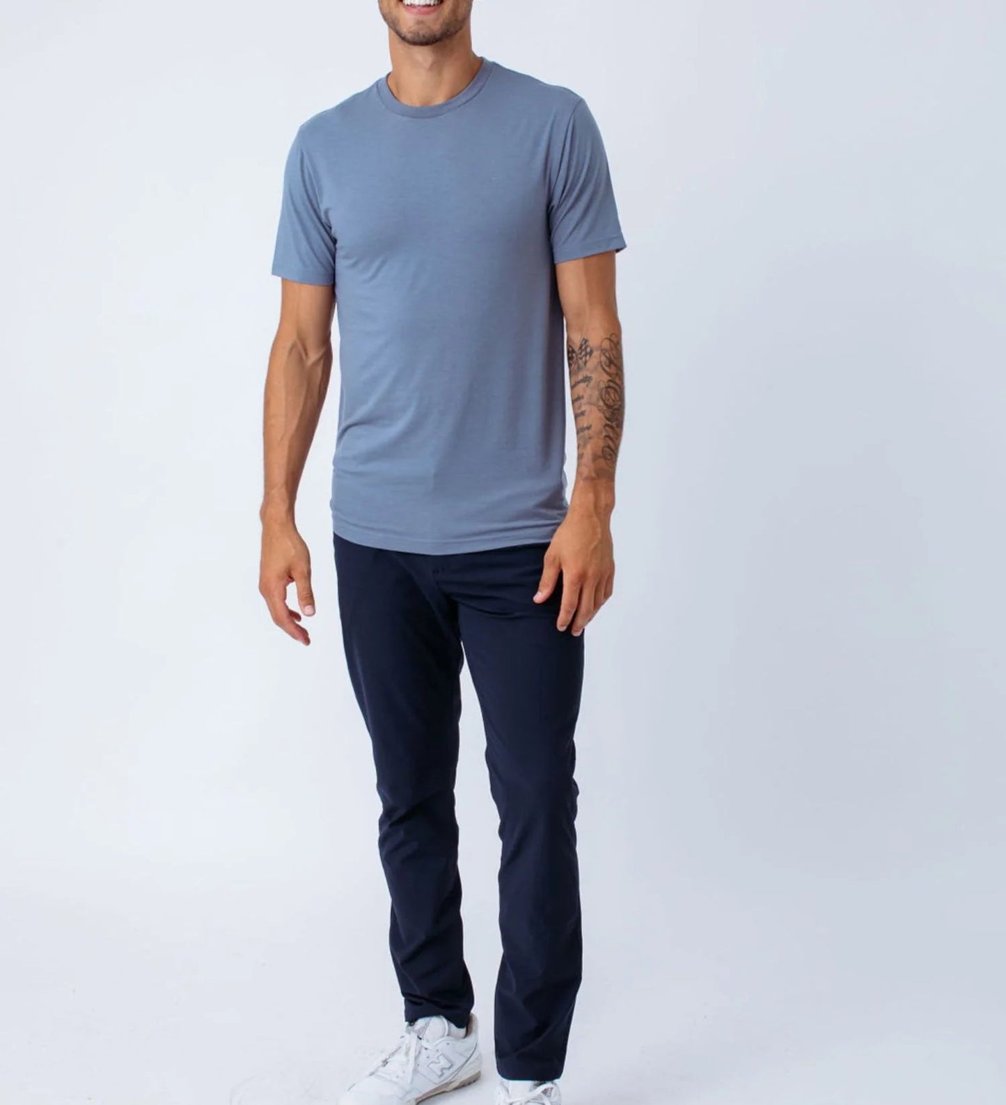 T-Shirt Plus Wedgewood Performance Cool Crew: Stay Cool & Dry